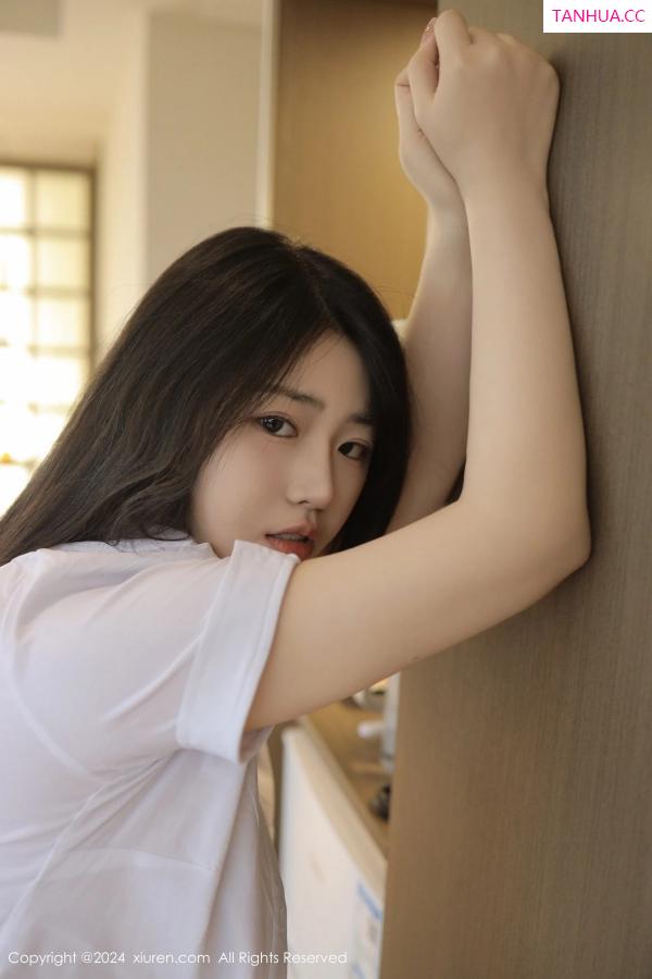   [XiuRen]高清写真图 2024.03.04 No.8173 陈小花 丝袜美腿第82张图片